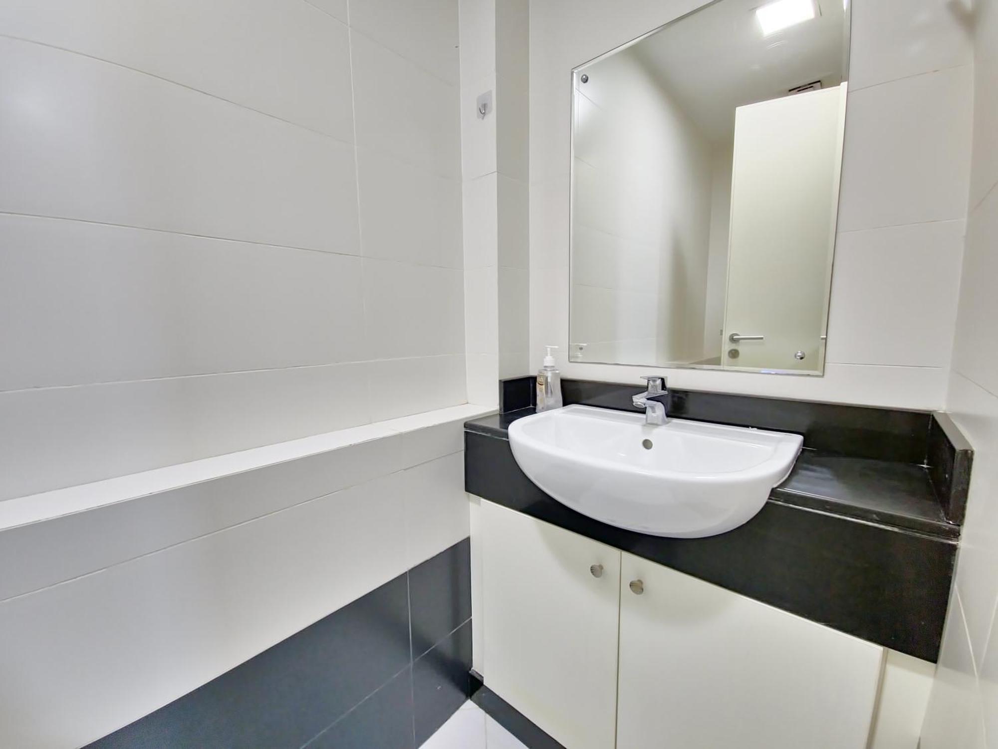 Harf1608 Al Reem Island Stylish 1br W Balcony Apartment