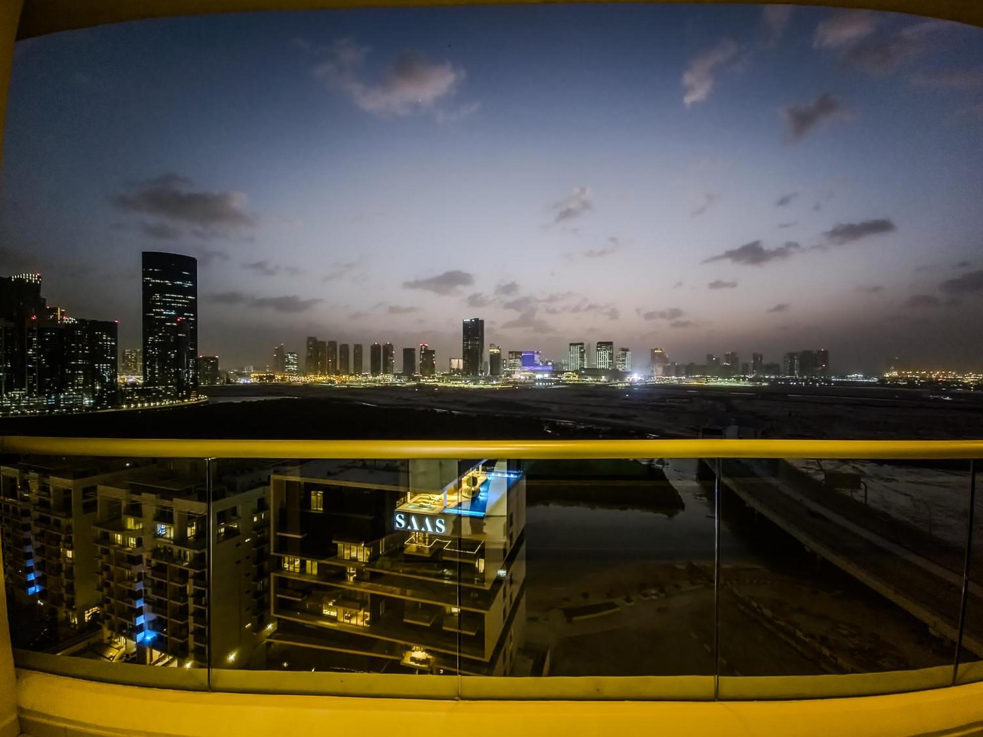 Apartment Harf1608 Al Reem Island Stylish 1br W Balcony *